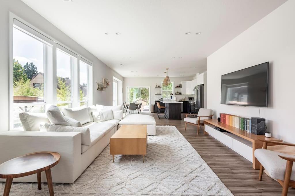 Comfy Family Home, Walkable Neighborhood + Patio! Portland Esterno foto