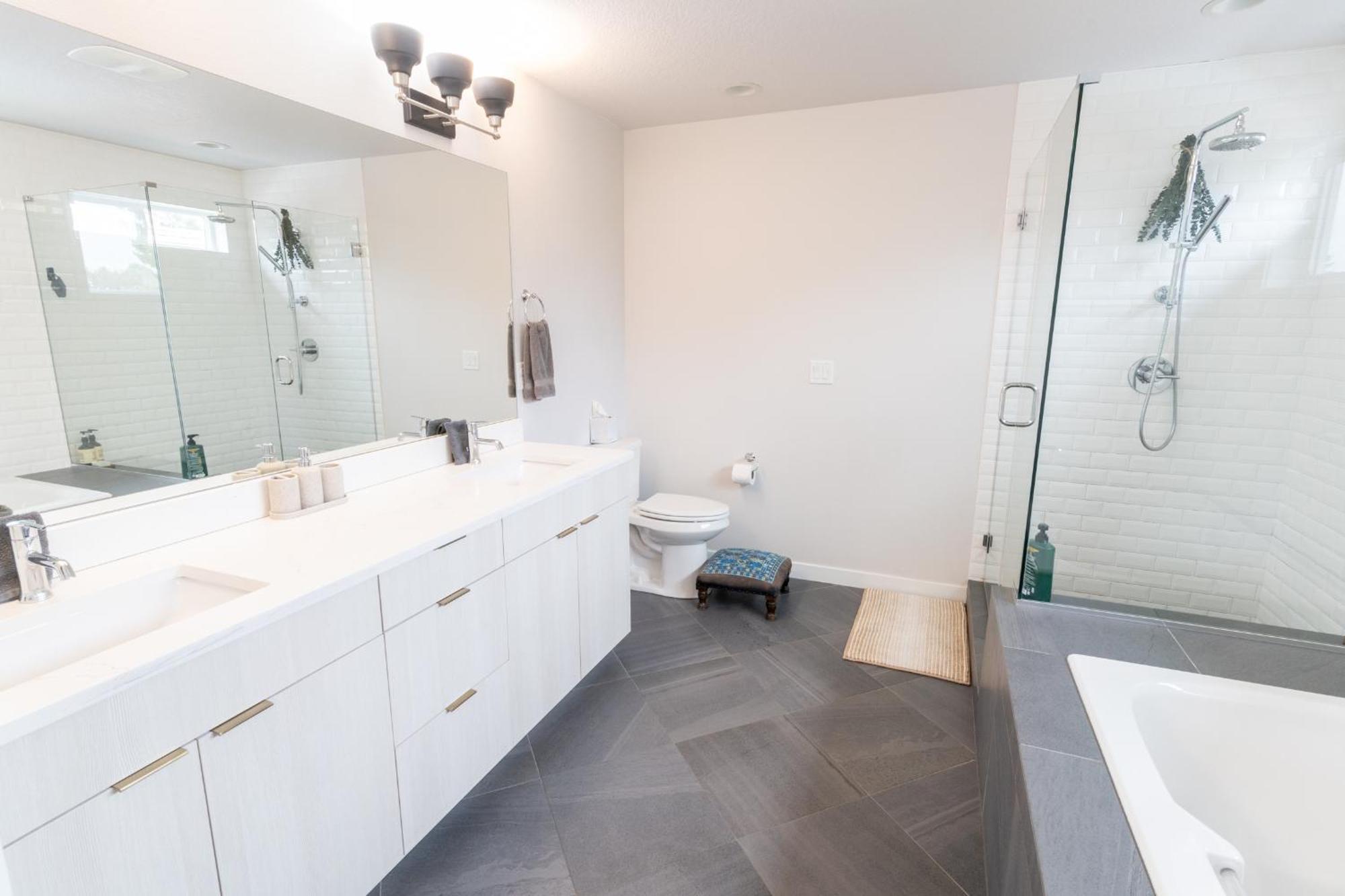 Comfy Family Home, Walkable Neighborhood + Patio! Portland Esterno foto